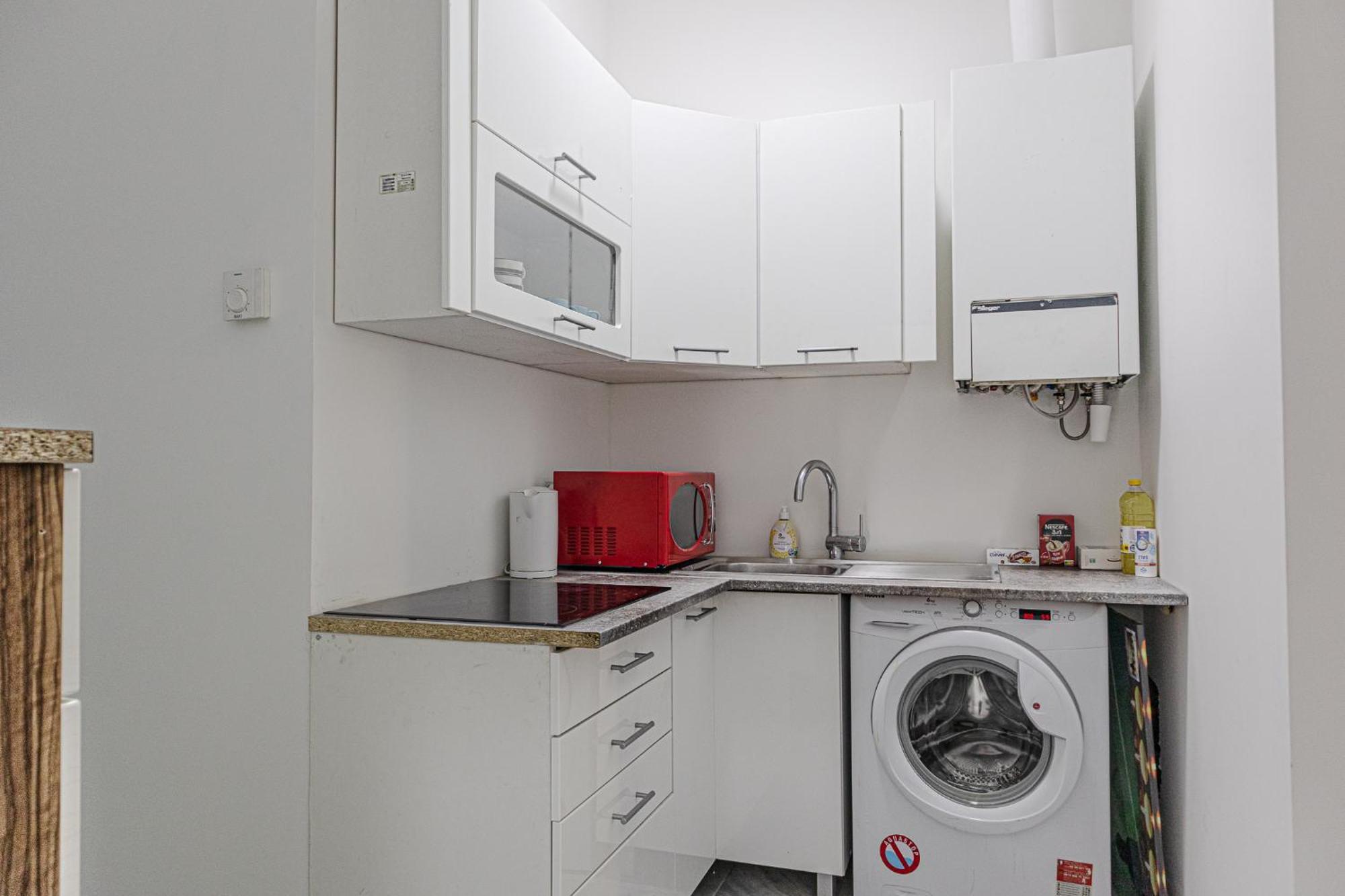 Affordable 5-Br Shared Apartment / Enkplatz U3 Getaway Βιέννη Εξωτερικό φωτογραφία