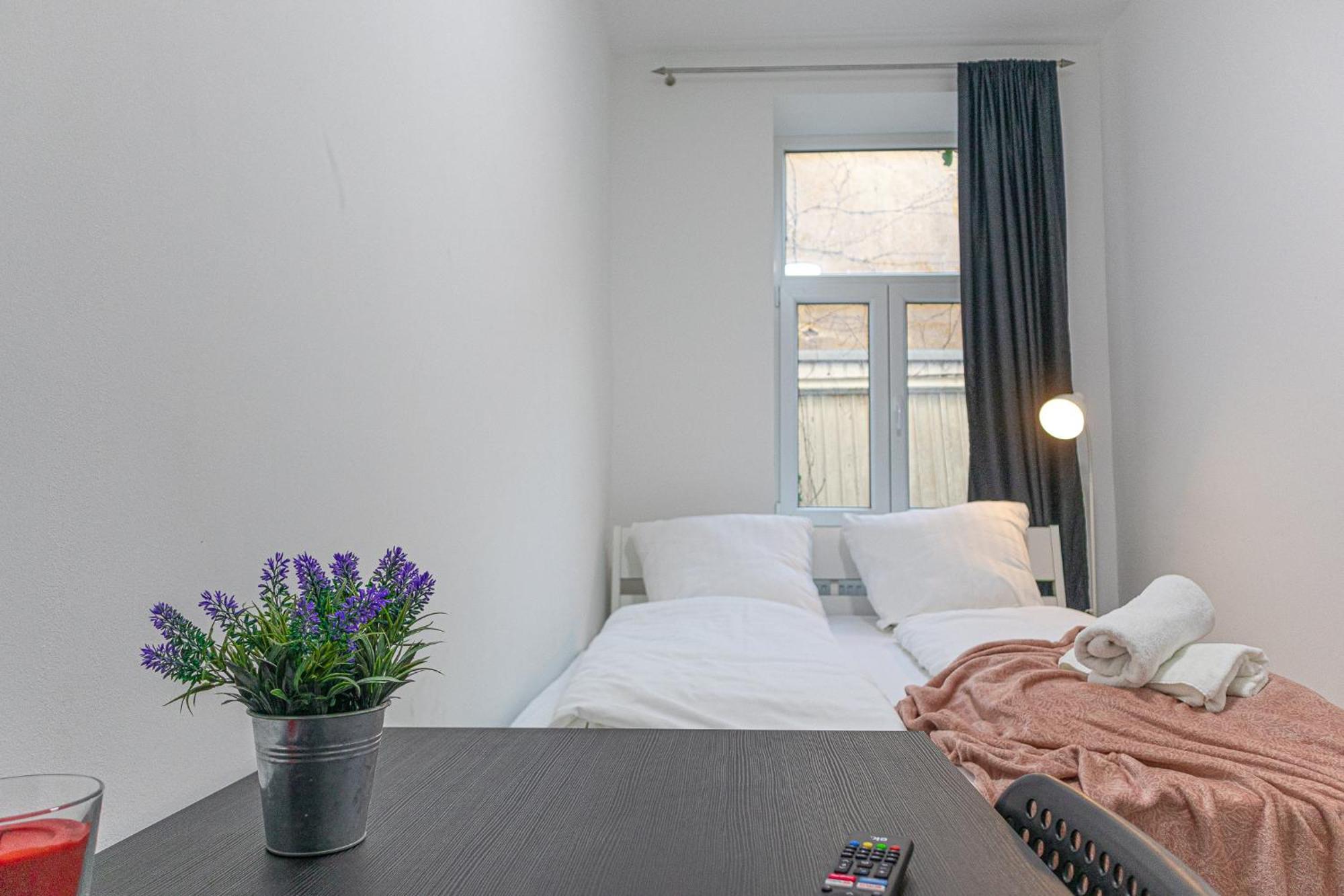Affordable 5-Br Shared Apartment / Enkplatz U3 Getaway Βιέννη Εξωτερικό φωτογραφία
